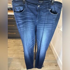 Judy Blue - Skinny Jeans Women's Size 1X (16/18) Mid Rise, Dark Wash JB8248SSDK